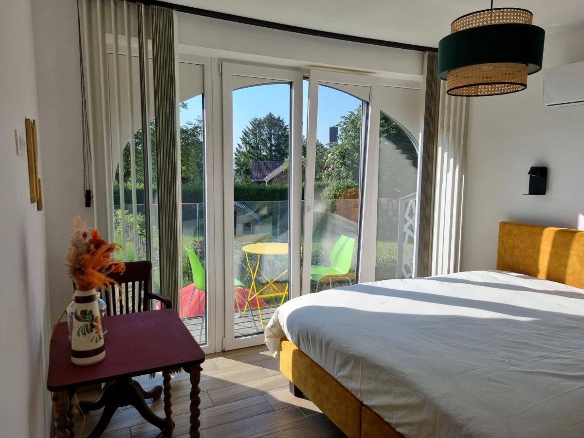 Cerf, Ouvre-Moi B&B Rochefort Exteriér fotografie